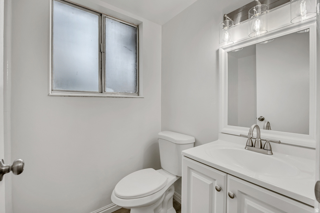 5731 S BLAKE DR Taylorsville, UT 84129