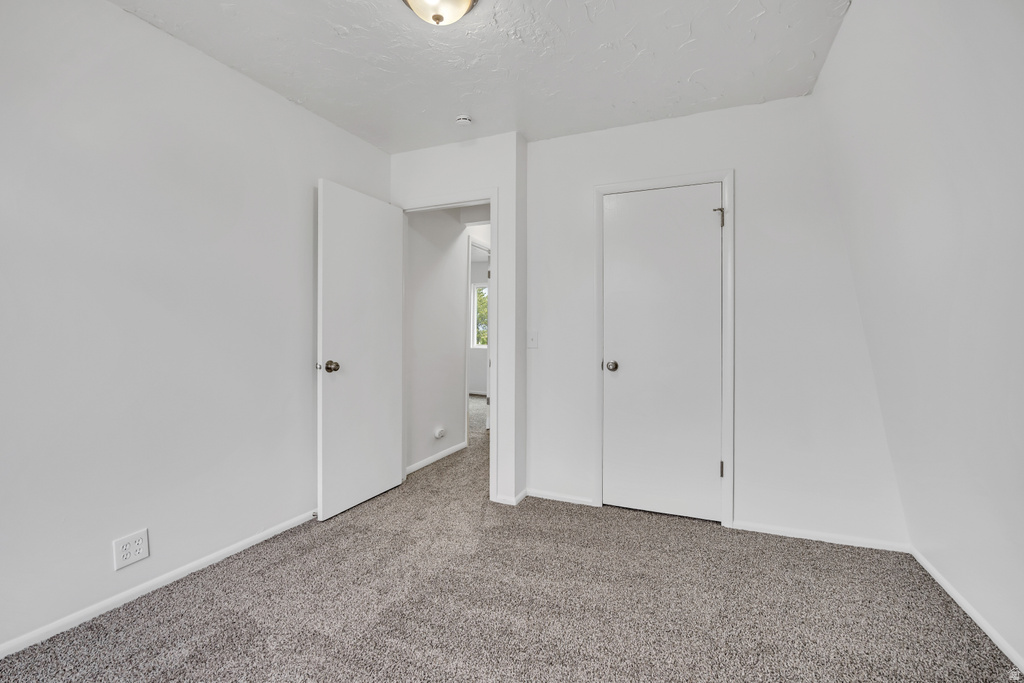 5731 S BLAKE DR Taylorsville, UT 84129