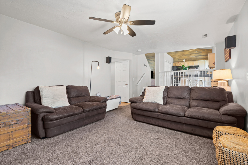 5099 S 3925 W Roy, UT 84067