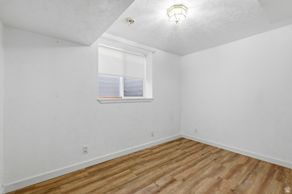 2859 S 8500 W Magna, UT 84044