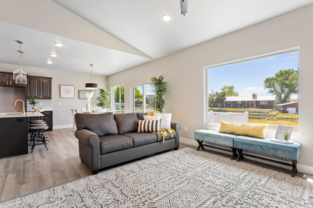 3287 S 4950 W West Haven, UT 84401