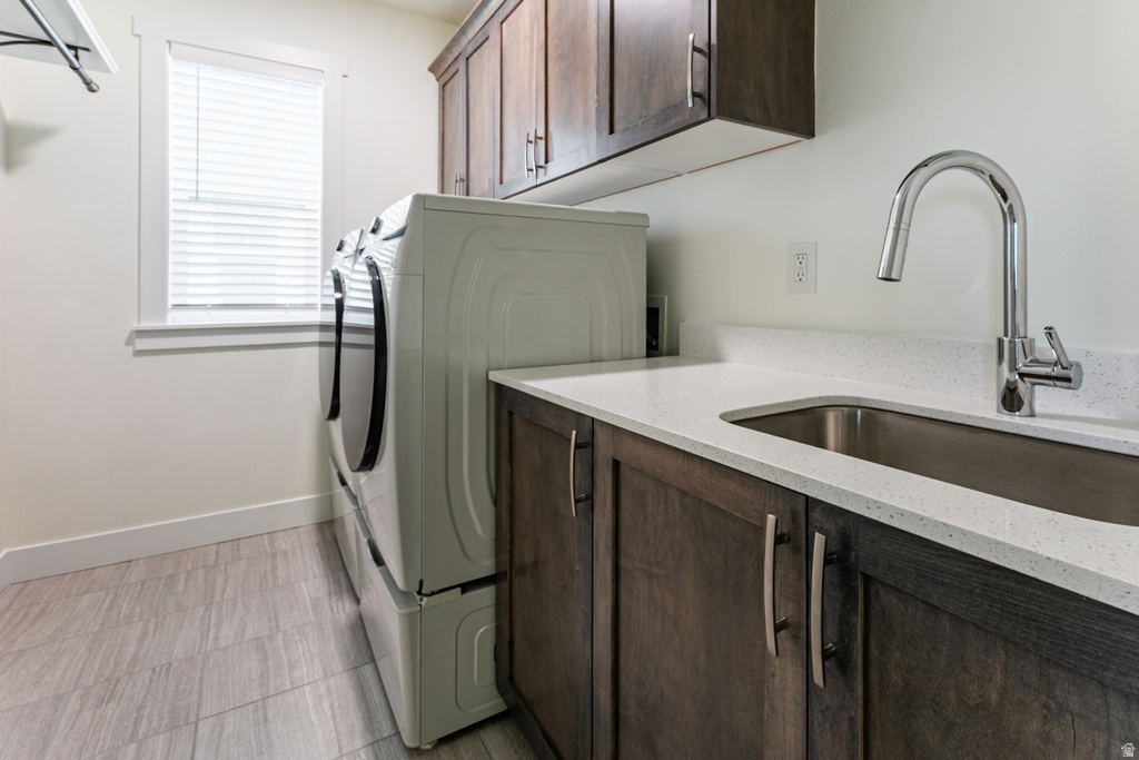 1313 E WEYBURN LN Holladay, UT 84117