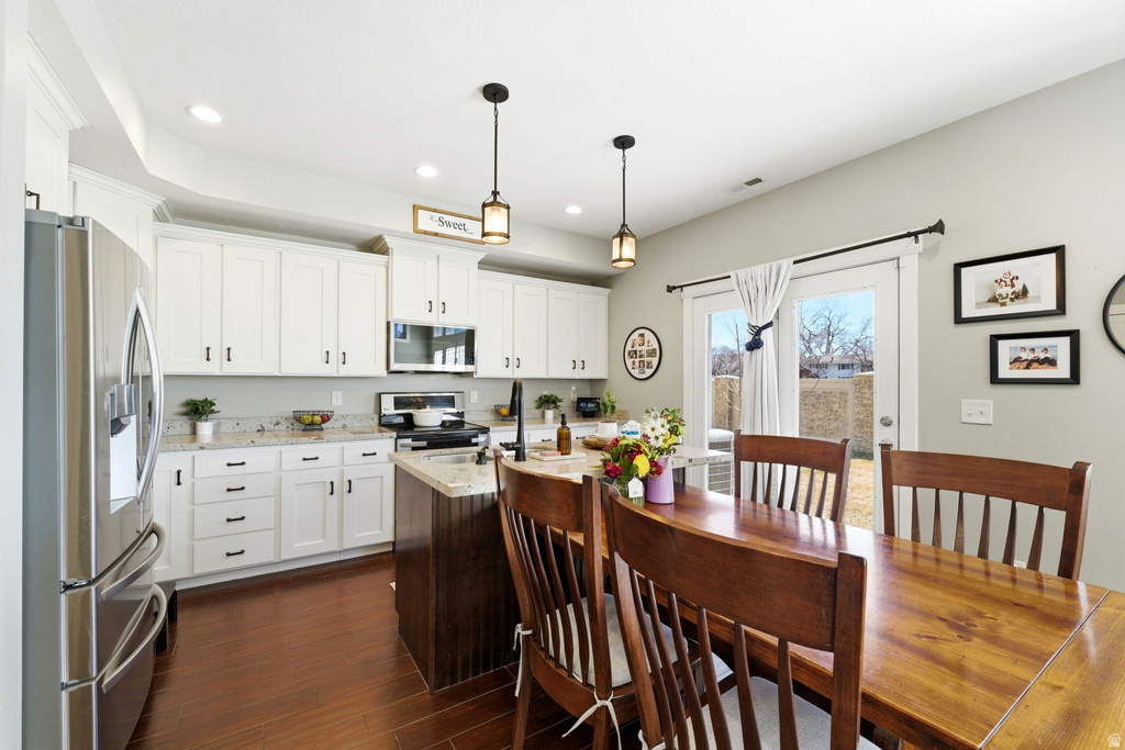 1753 W LUNFORD LN Riverton, UT 84065