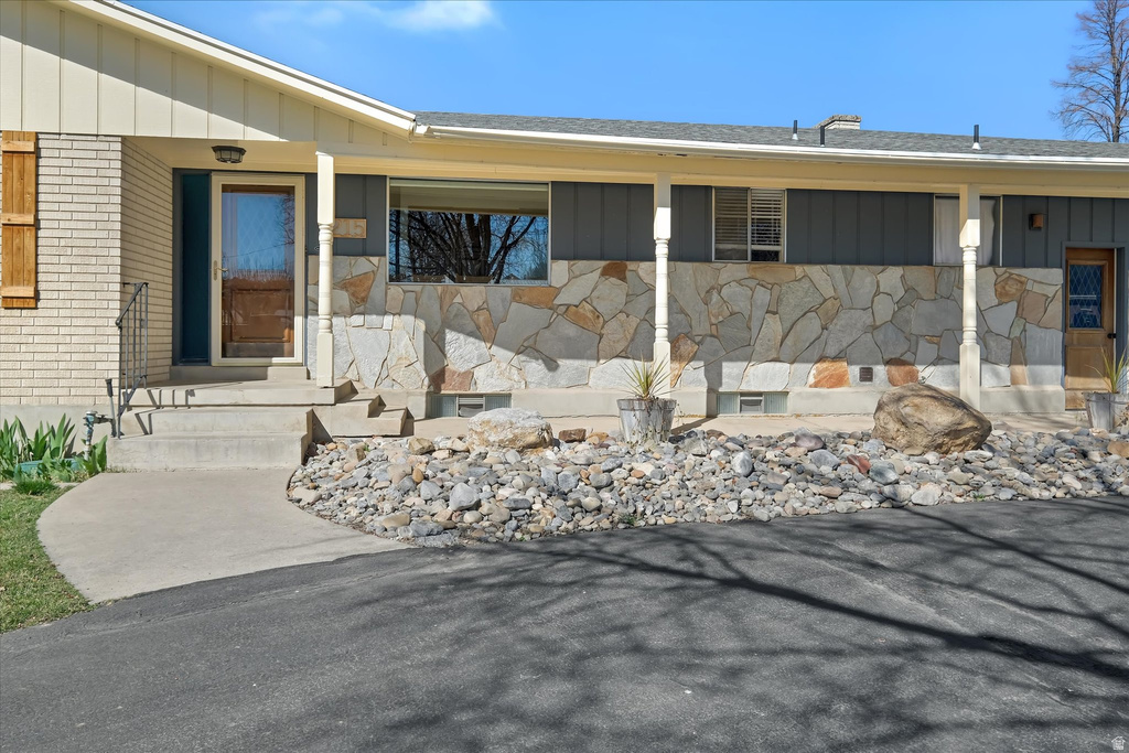 215 E 200 N Providence, UT 84332
