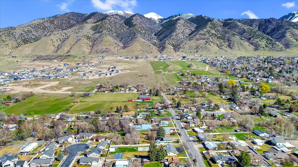 215 E 200 N Providence, UT 84332