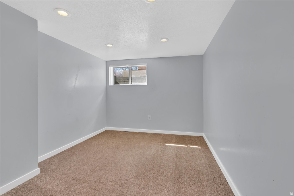 215 E 200 N Providence, UT 84332