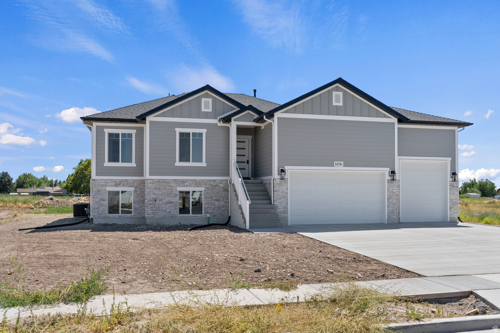 5731 W 4100 S Hooper, UT 84315