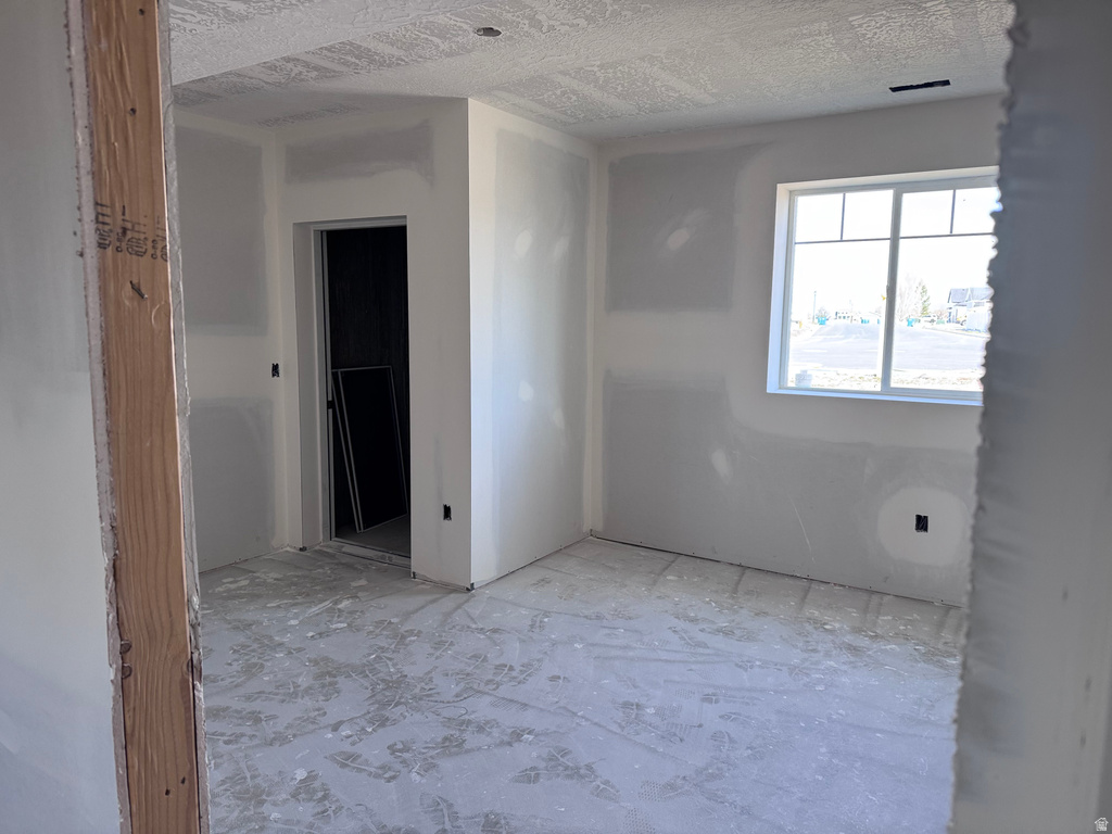 5731 W 4100 S Hooper, UT 84315