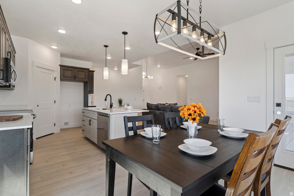 5777 W 4100 S Hooper, UT 84315