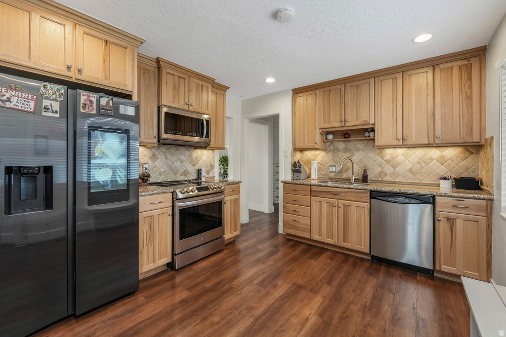 5769 S HILLSIDE DR Murray, UT 84107