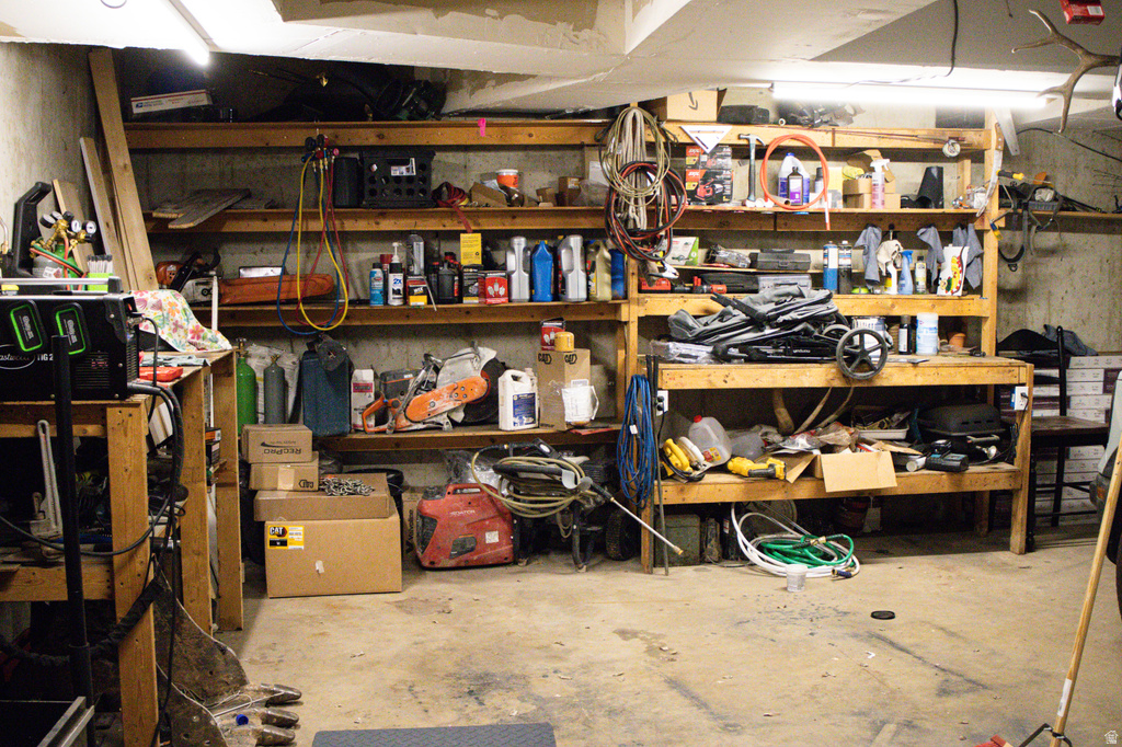 1415 S HOYTSVILLE RD Coalville, UT 84017