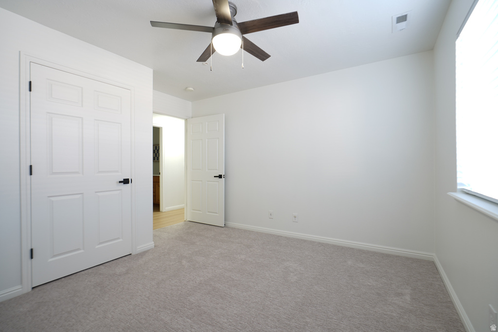 8176 N CEDAR RD #V12 Eagle Mountain, UT 84005