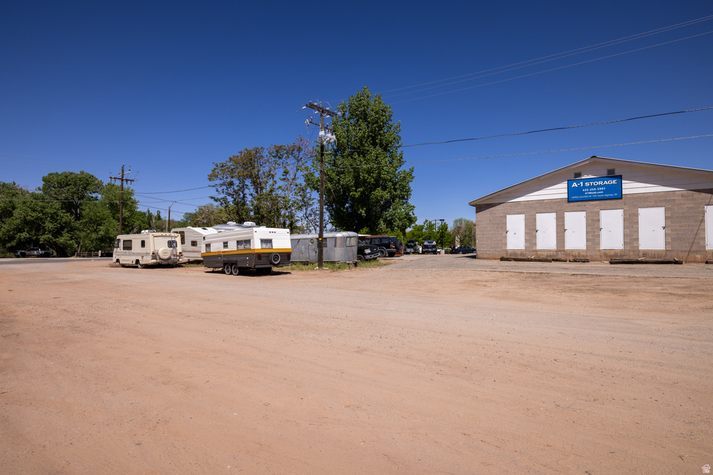 67 S 100 W Moab, UT 84532