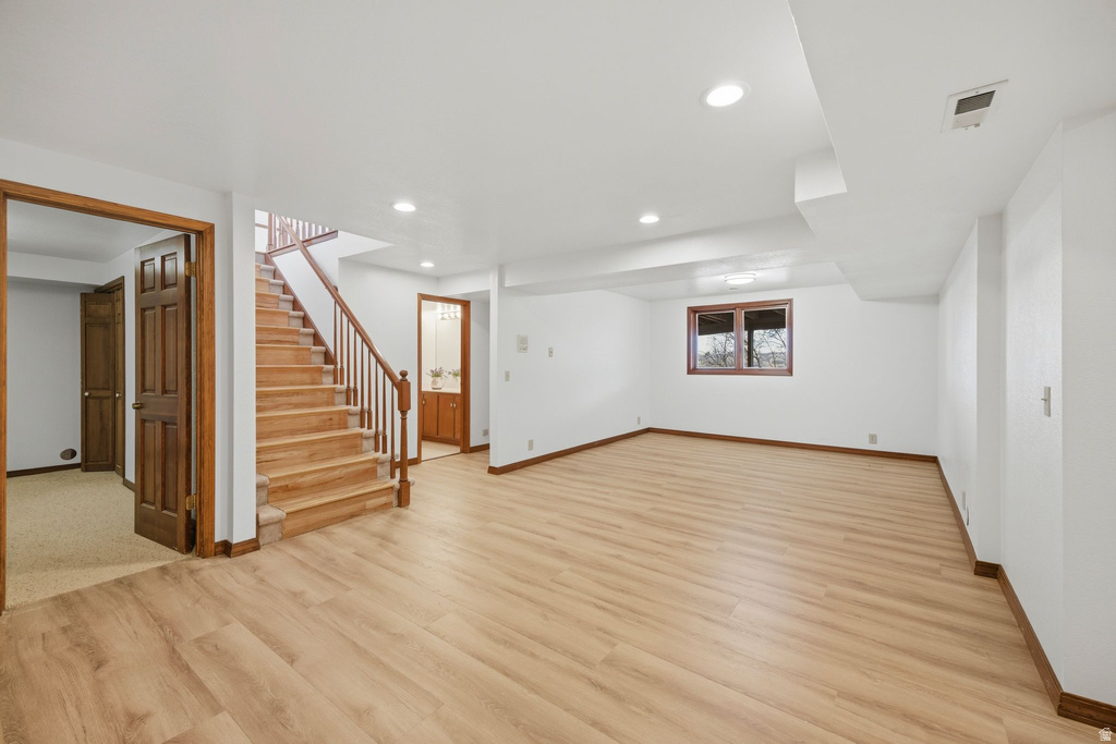 32 NORTHRIDGE WAY Sandy, UT 84092