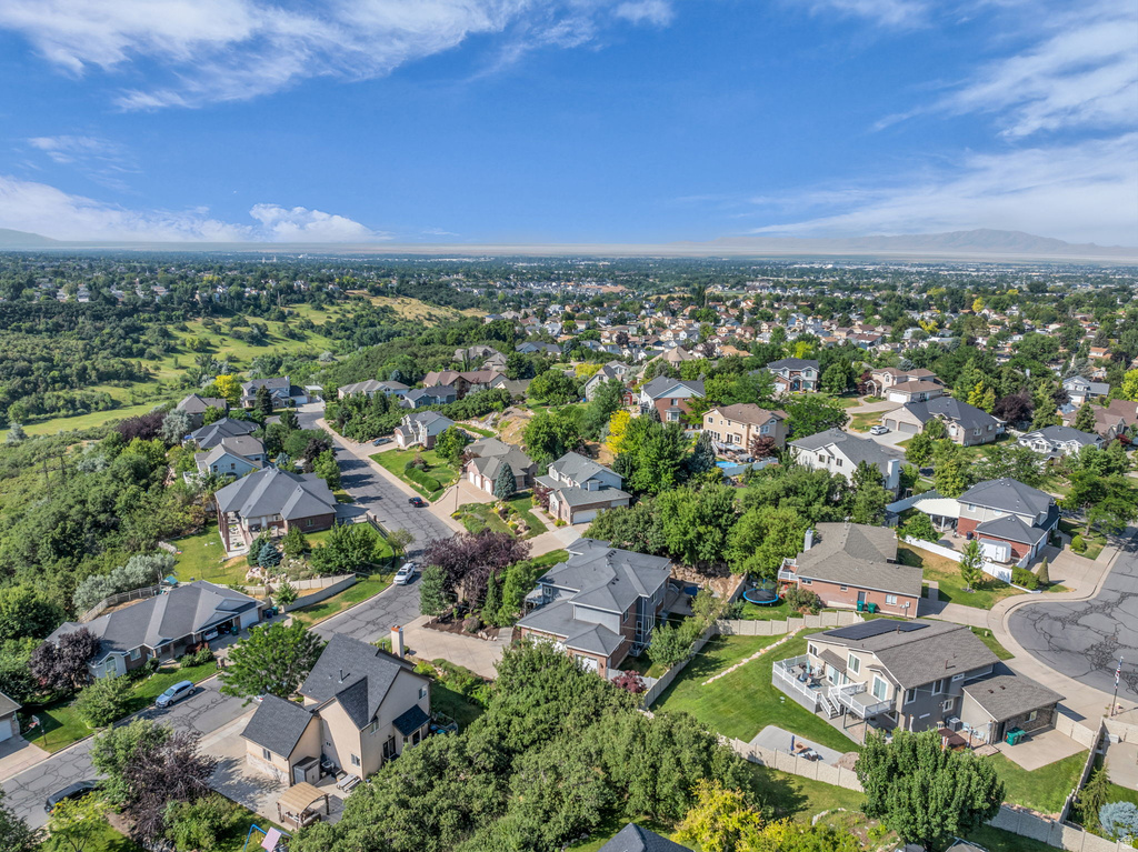 1911 E DEERE VALLEY DR Layton, UT 84040