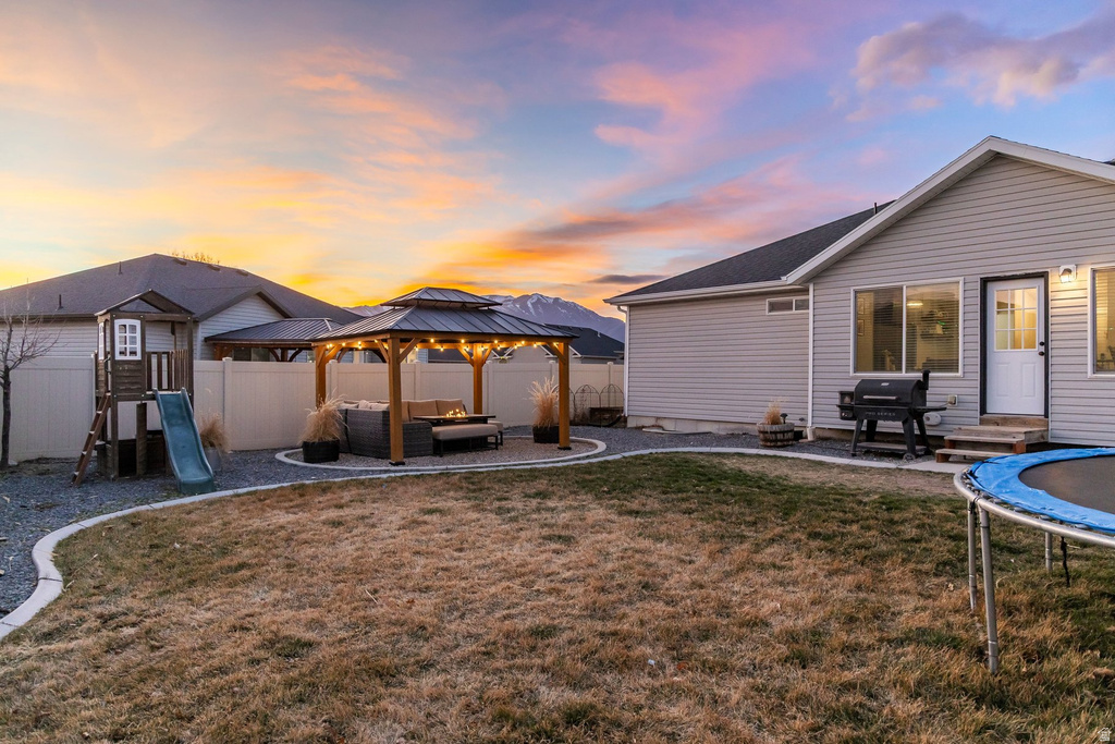 1070 E HUNTER LN Eagle Mountain, UT 84005