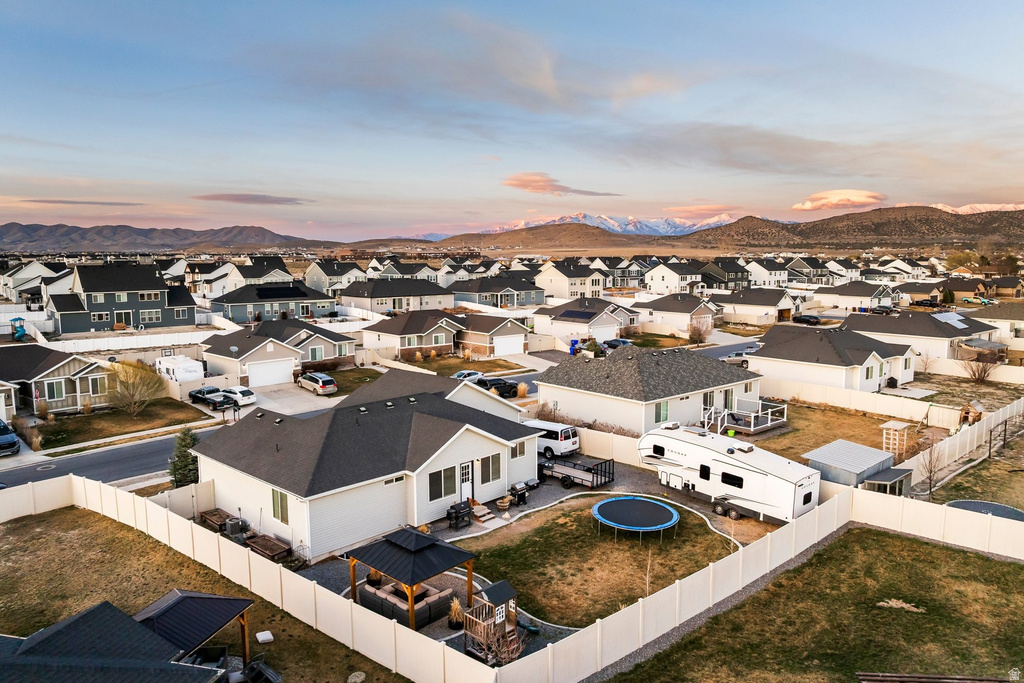 1070 E HUNTER LN Eagle Mountain, UT 84005