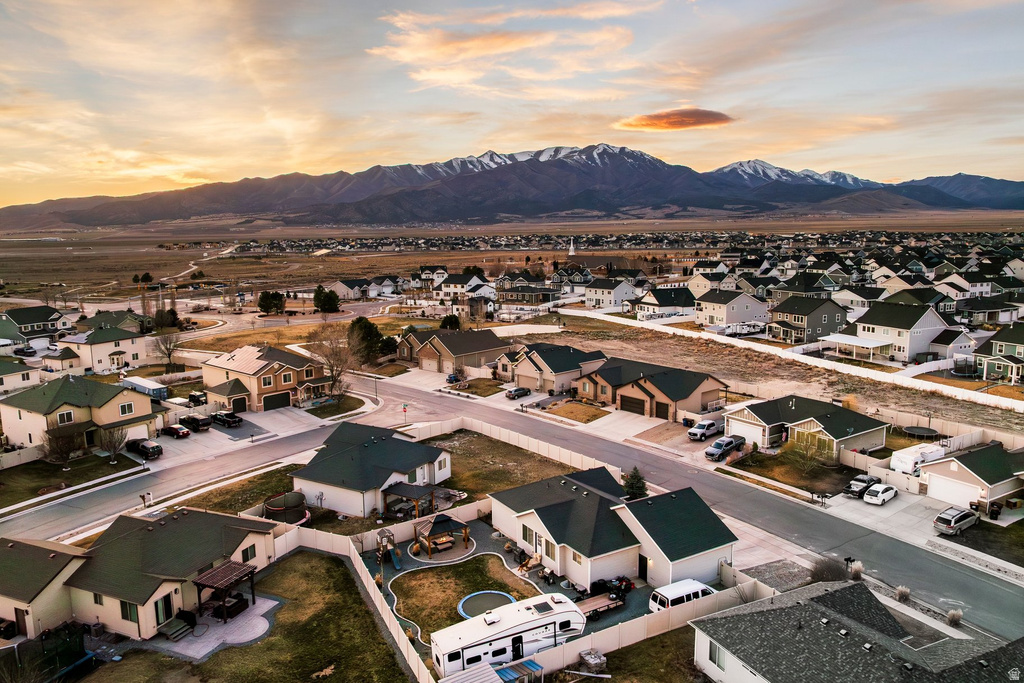 1070 E HUNTER LN Eagle Mountain, UT 84005