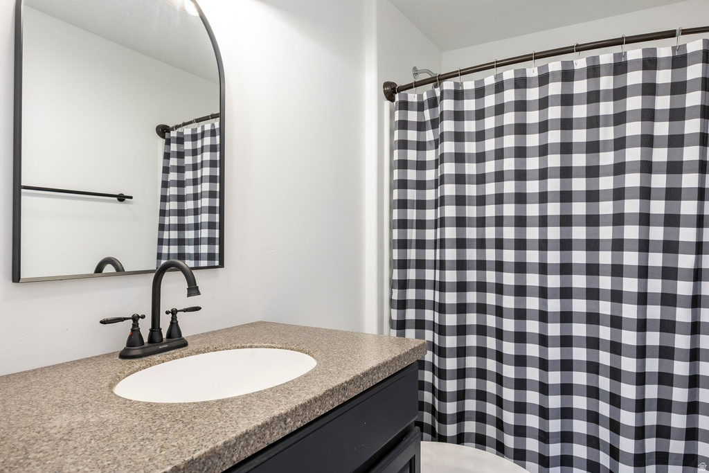 1070 E HUNTER LN Eagle Mountain, UT 84005