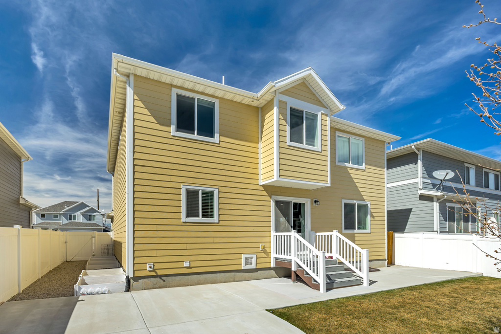 15065 S HONOR DR Bluffdale, UT 84065