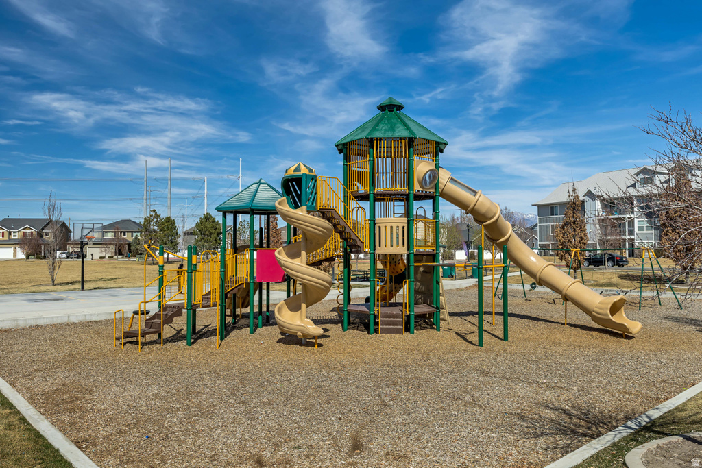 15065 S HONOR DR Bluffdale, UT 84065