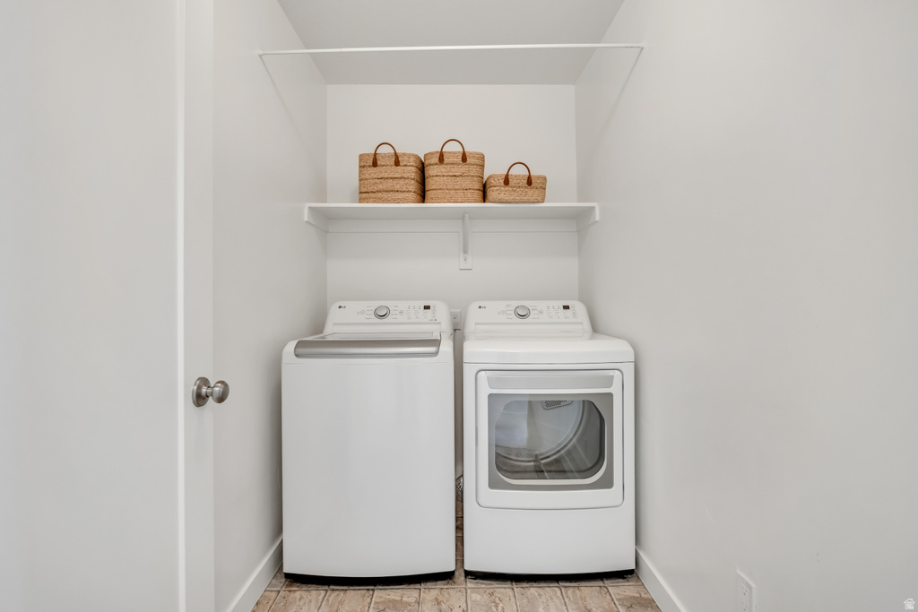 15065 S HONOR DR Bluffdale, UT 84065