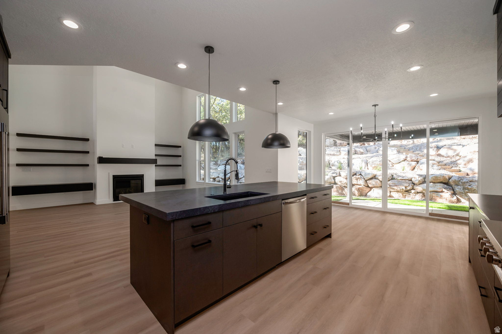 5619 S FOX CHASE DR South Ogden, UT 84403