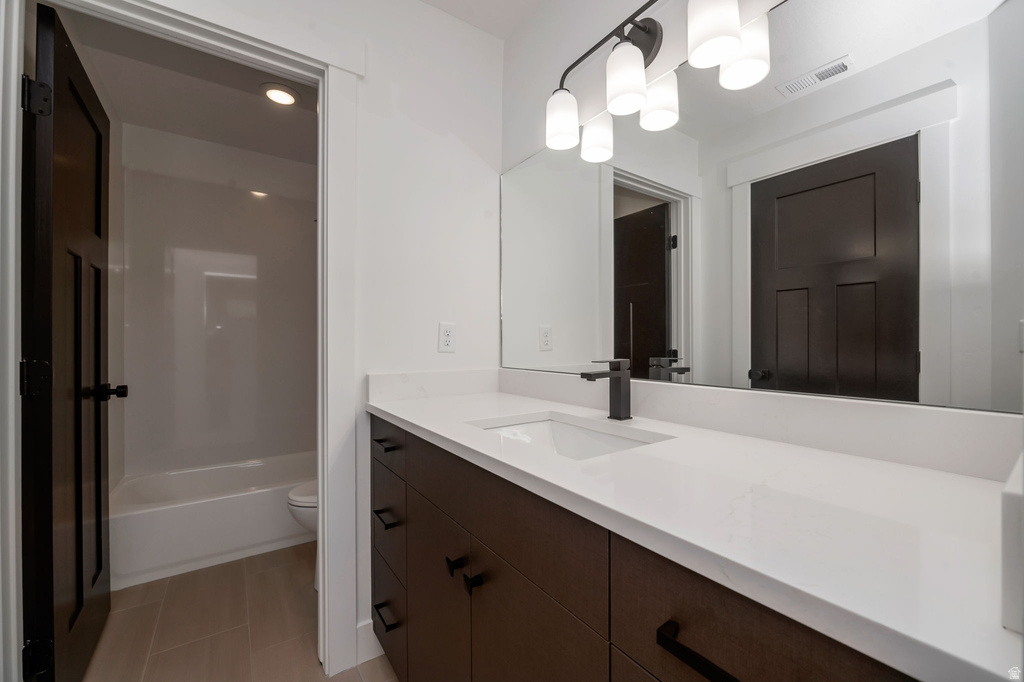 5619 S FOX CHASE DR South Ogden, UT 84403