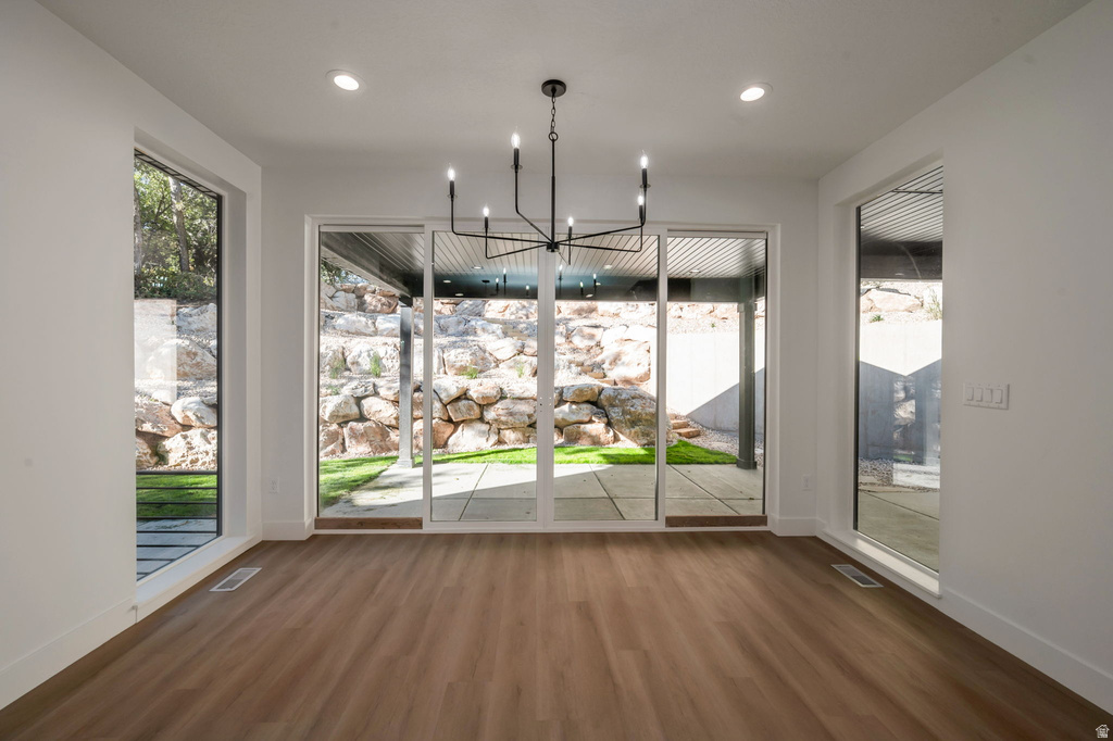 5619 S FOX CHASE DR South Ogden, UT 84403