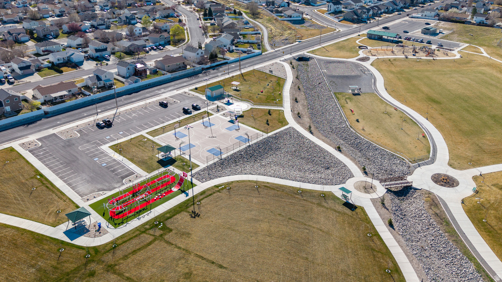 618 E 670 N Tooele, UT 84074