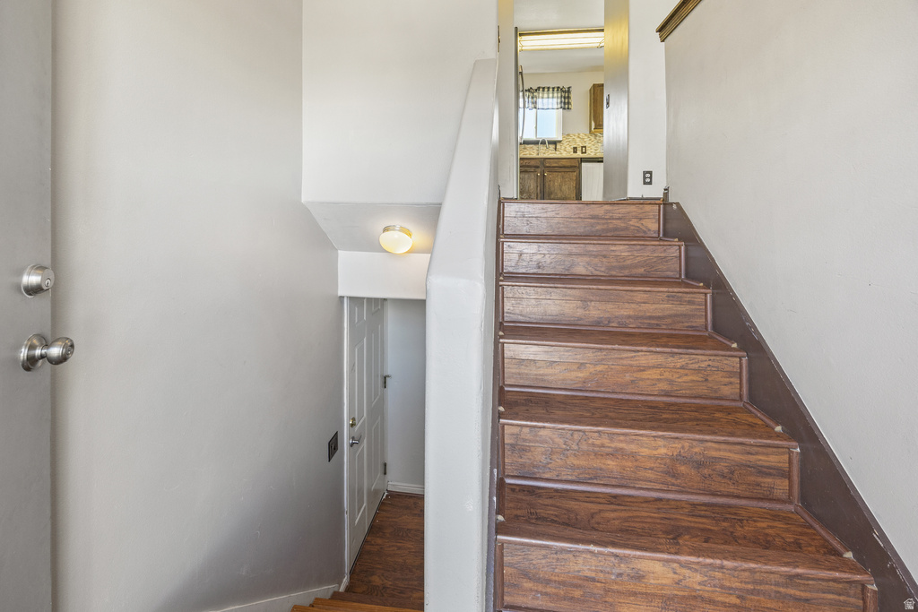 618 E 670 N Tooele, UT 84074