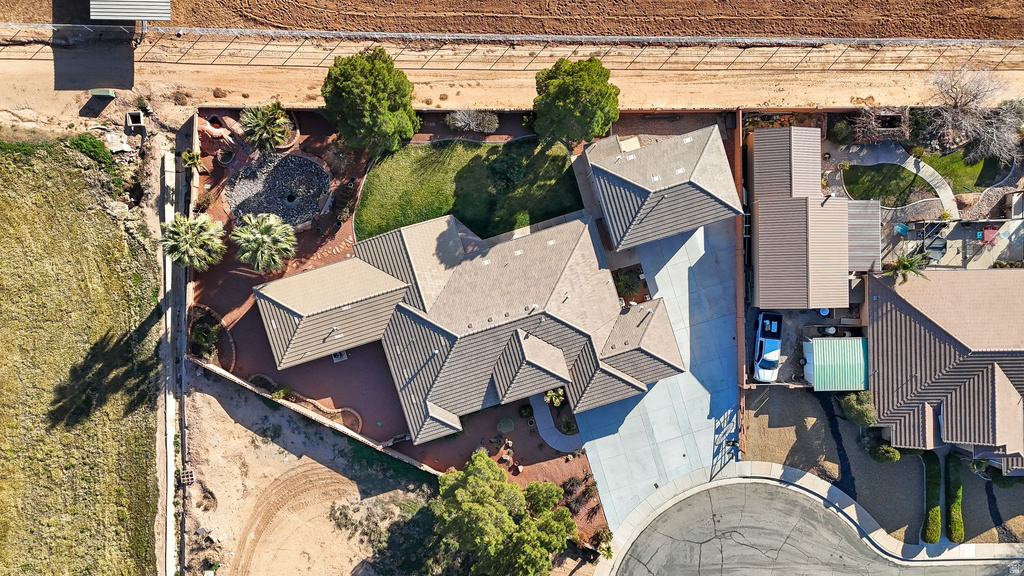 720 E MEADOW LN Washington, UT 84780