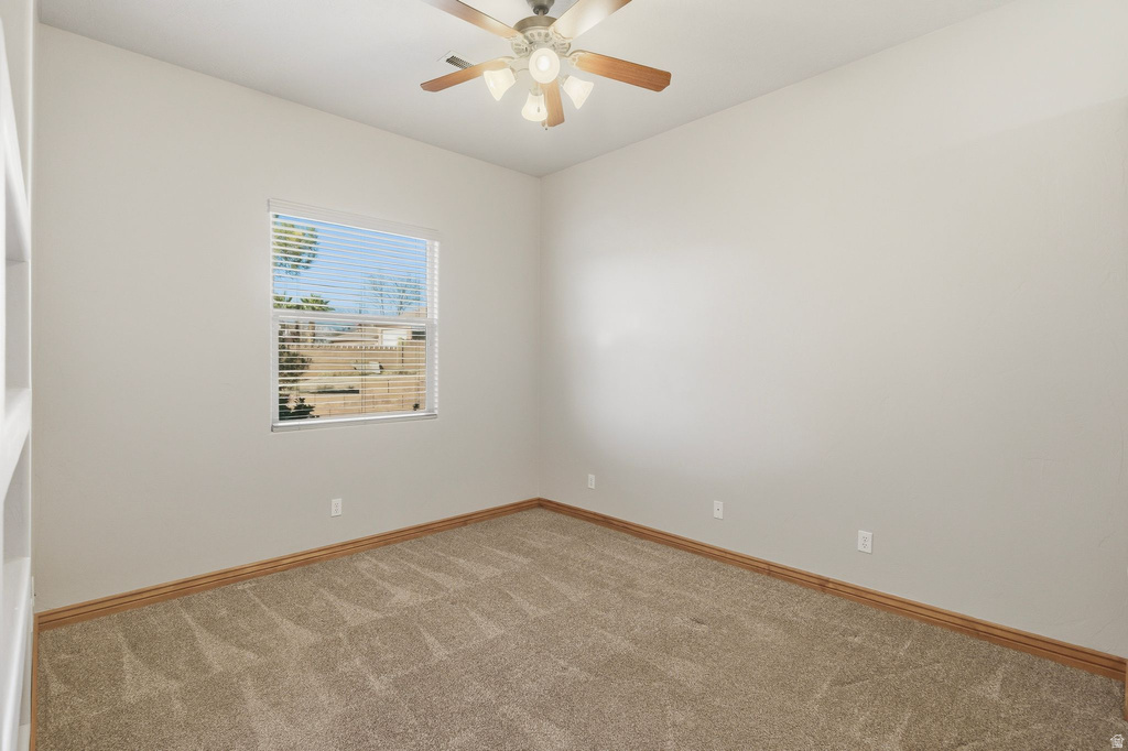 720 E MEADOW LN Washington, UT 84780