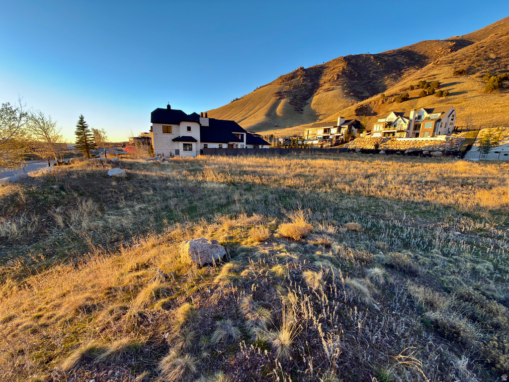 3983 E CANYON ESTATE DR Salt Lake City, UT 84121