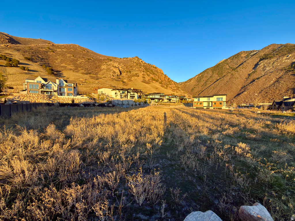 3983 E CANYON ESTATE DR Salt Lake City, UT 84121