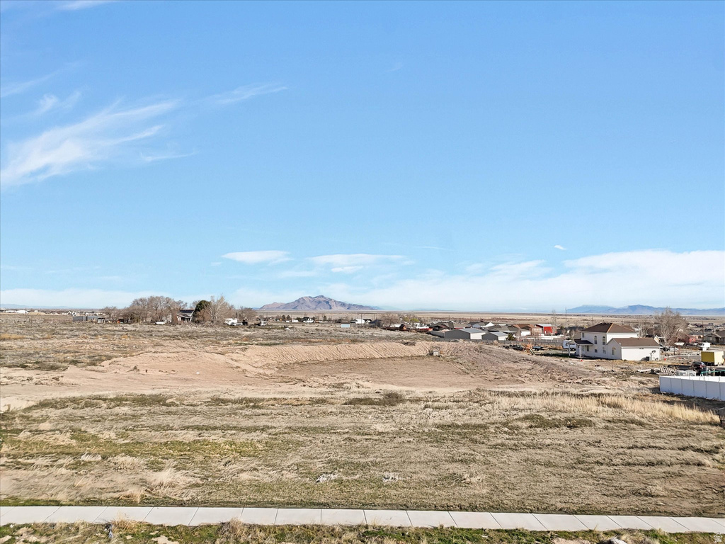 774 W CLARK ST #211 Grantsville, UT 84029