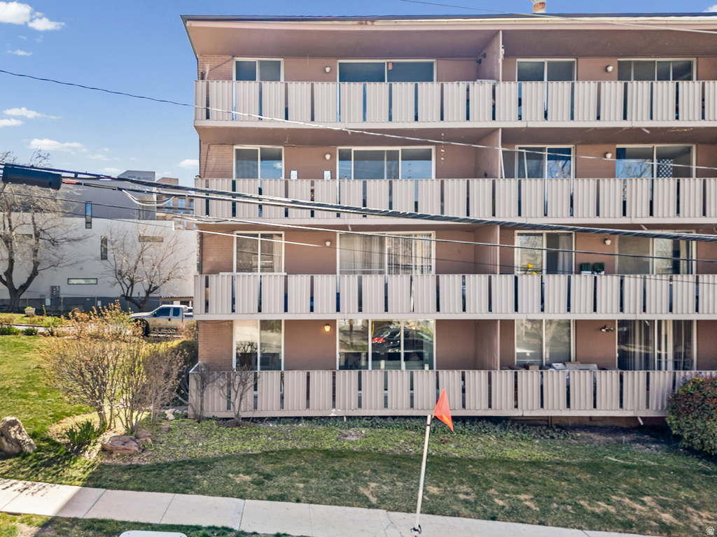 87 W 300 N #209 Salt Lake City, UT 84103