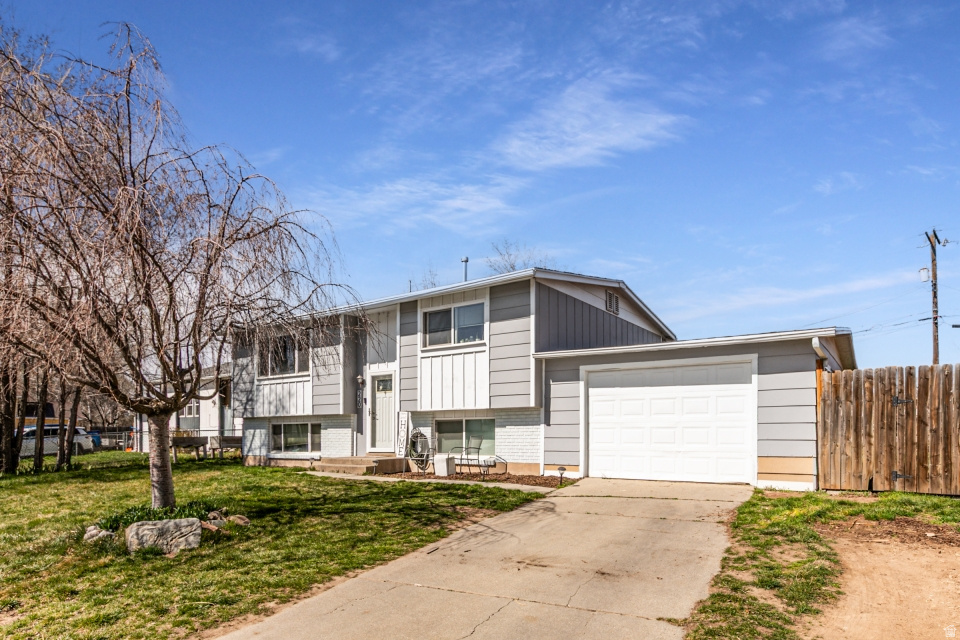 220 W 590 N Layton, UT 84041