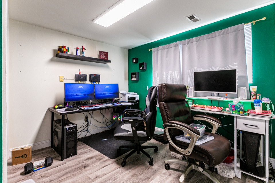 220 W 590 N Layton, UT 84041