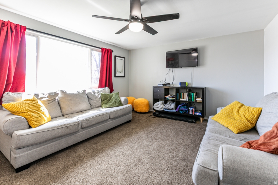 220 W 590 N Layton, UT 84041