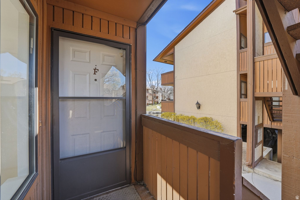 6887 S COUNTRYWOOD CIR #9F Cottonwood Heights, UT 84047