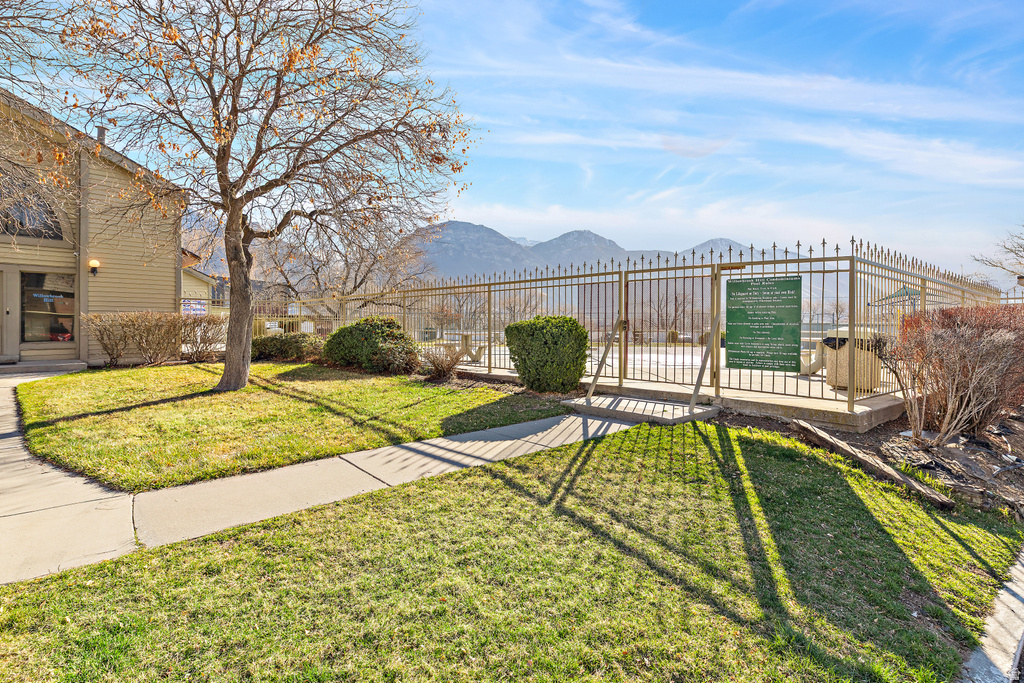 1638 WOODLAND DR Provo, UT 84604