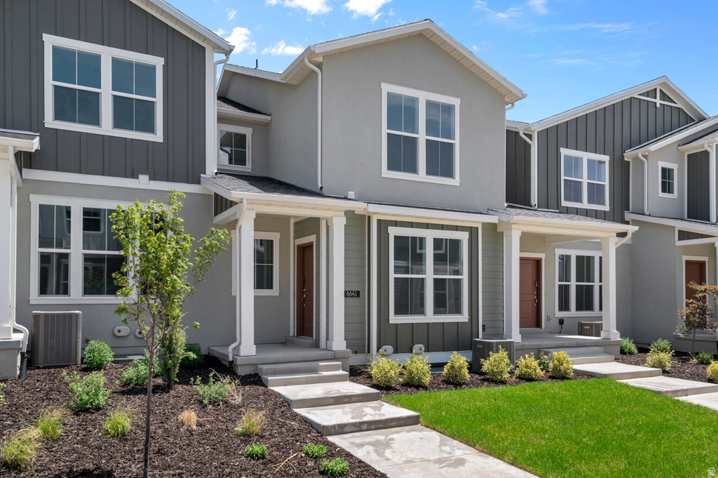 6641 N SALTY RIVER LN Eagle Mountain, UT 84005