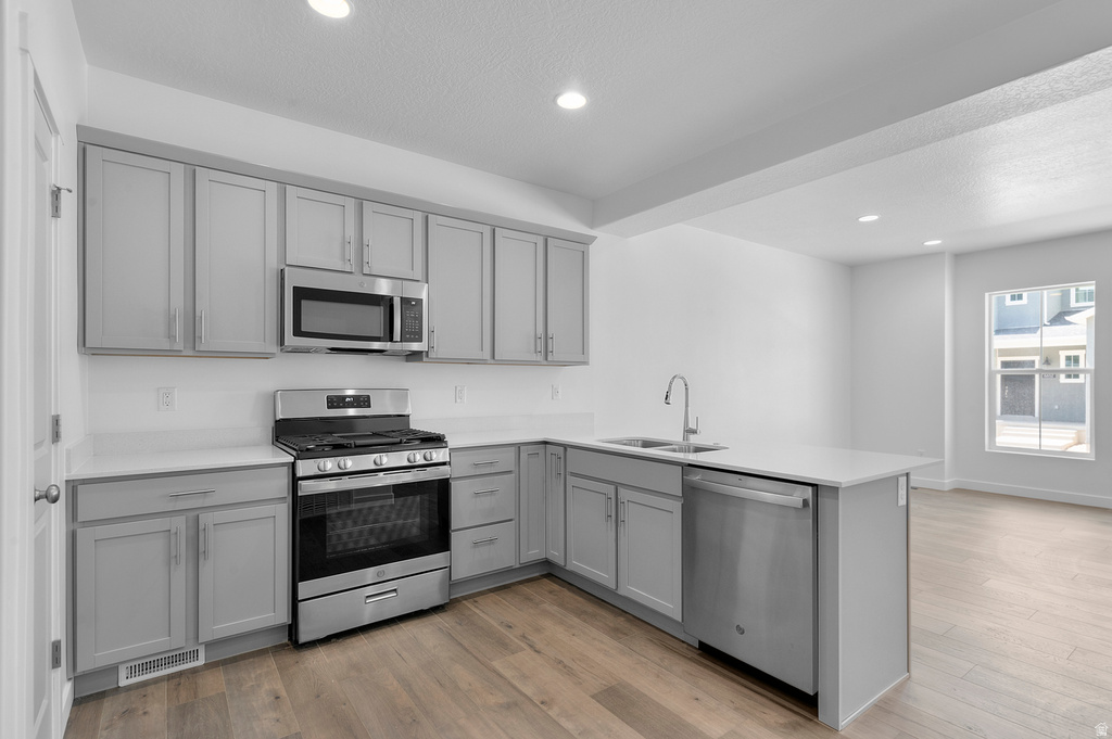 6641 N SALTY RIVER LN Eagle Mountain, UT 84005