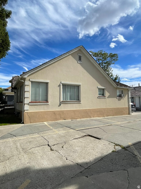 612 E 300 S Salt Lake City, UT 84102