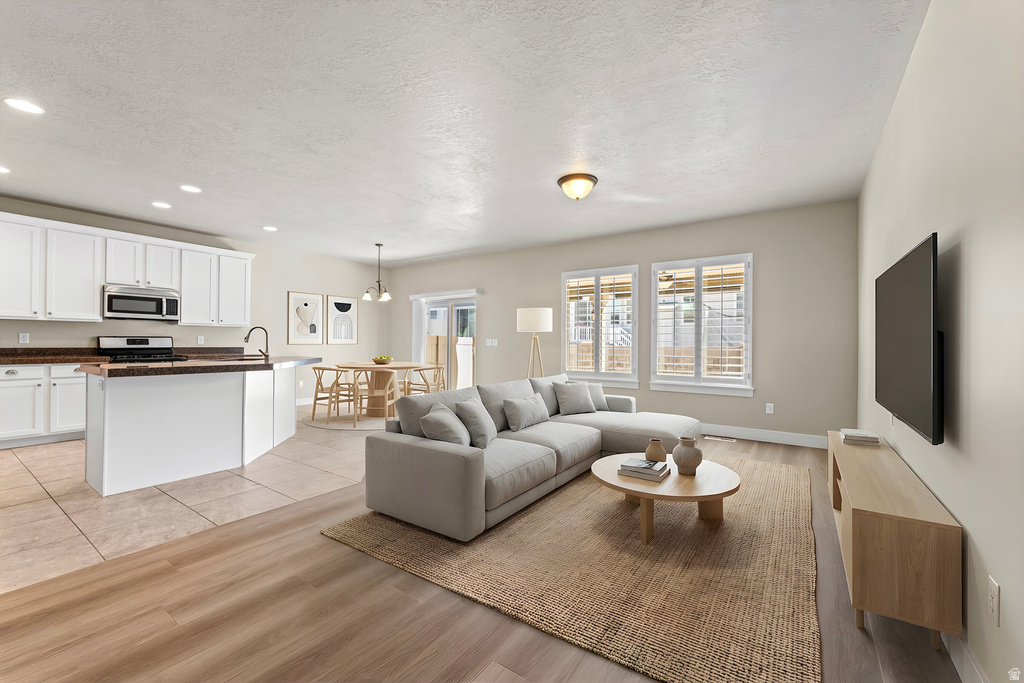 1587 W 430 N Lindon, UT 84042