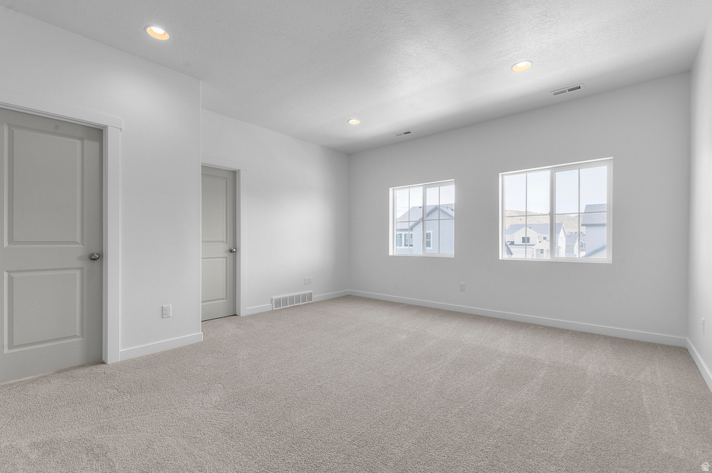 6637 N SALTY LN Eagle Mountain, UT 84005