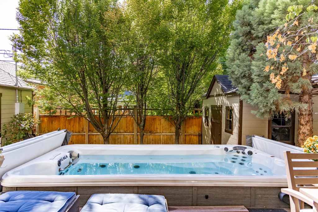 1840 E HERBERT AVE Salt Lake City, UT 84108