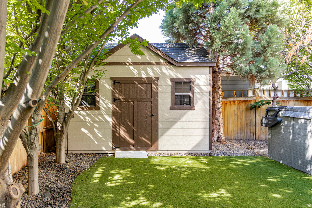 1840 E HERBERT AVE Salt Lake City, UT 84108