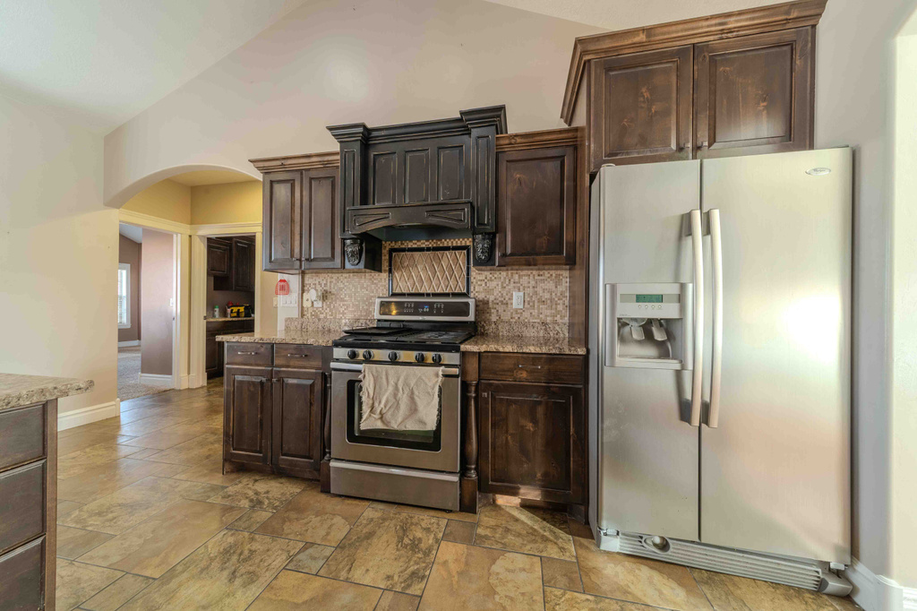 85 S CONSTITUTION DR Roosevelt, UT 84066